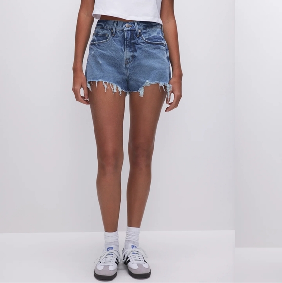 GOOD AMERICAN 90s Shorts - Picture 2 of 4